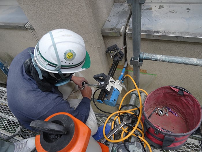 耐震スリットコア抜き工法